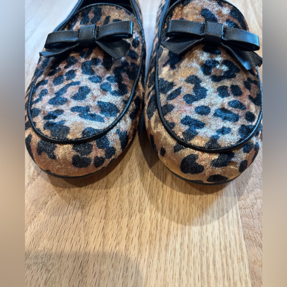 🐆 J.Crew crewcuts Leopard Print Loafers with a sweet bow— kids size 4 - Picture 4 of 10